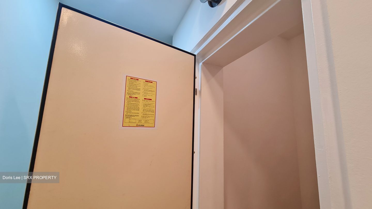Centra Residence (D14), Apartment #569229311